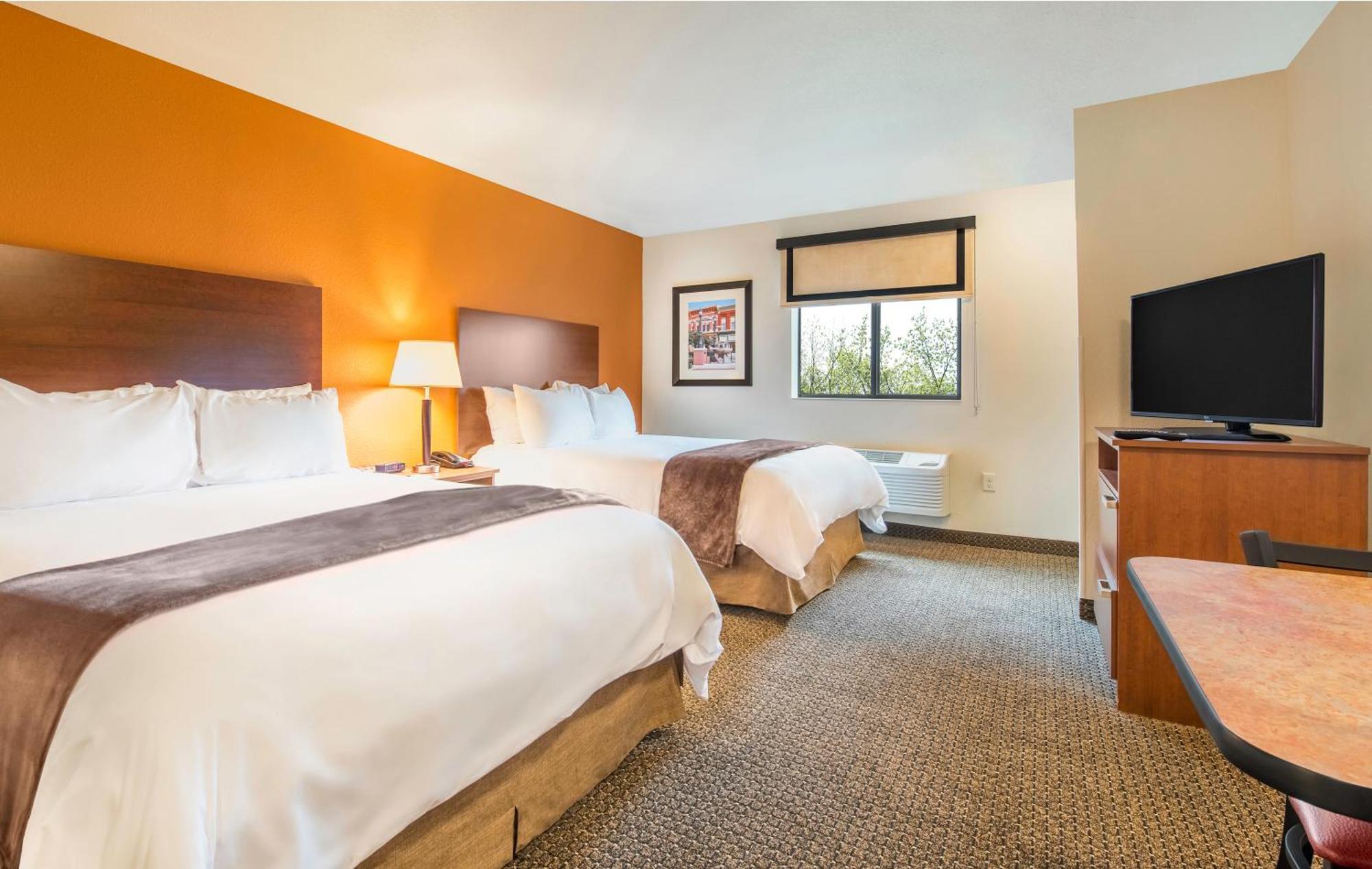 My Place Hotel-Jamestown, Nd Экстерьер фото