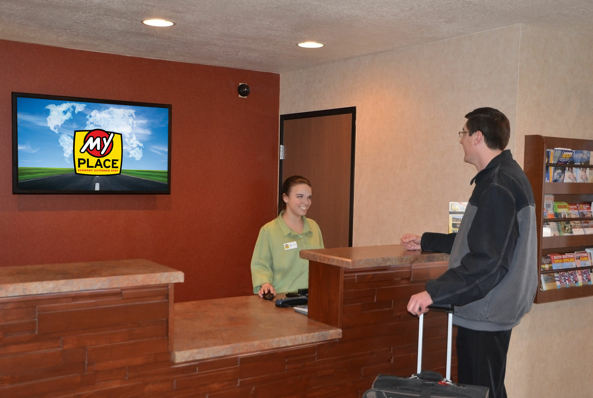 My Place Hotel-Jamestown, Nd Экстерьер фото